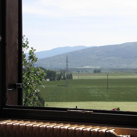 Hostal Rural Huartearena Iza Exterior photo